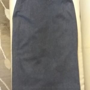 BLOOMINGDALE'S SKIRT